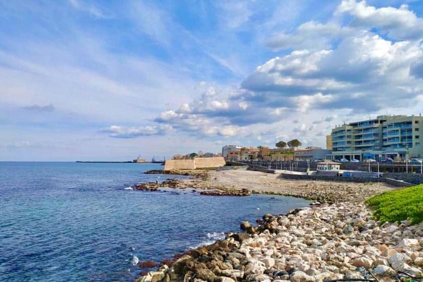 Casa Kali 1 Apartment Heraklion  Bagian luar foto